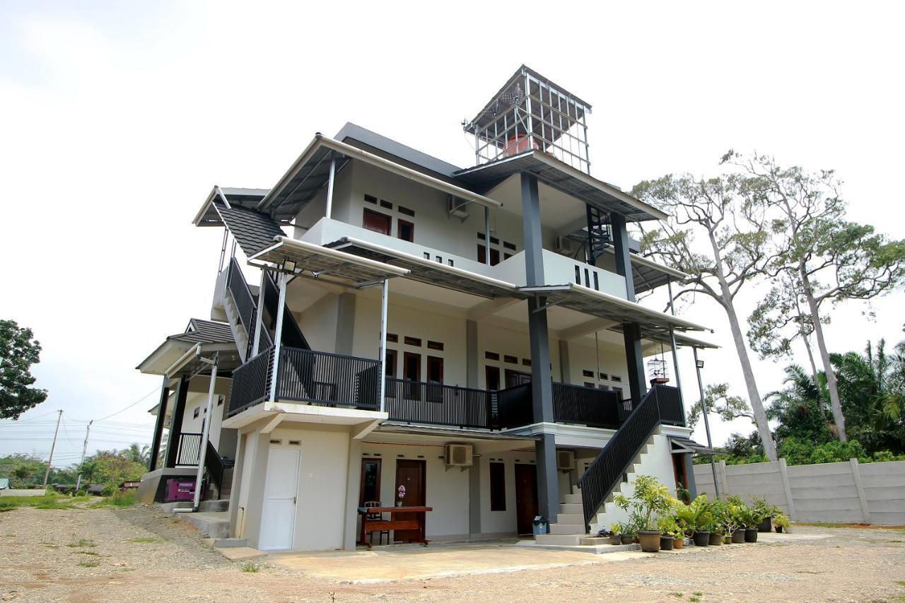 Oyo 739 Guest House Si Kancil Bengkulu Bagian luar foto